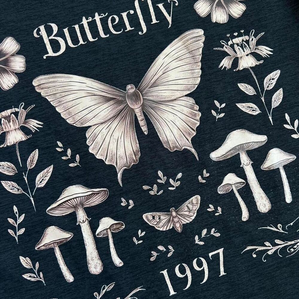 Butterfly Graphic Tee Shirt XS - Picture 2 of 5